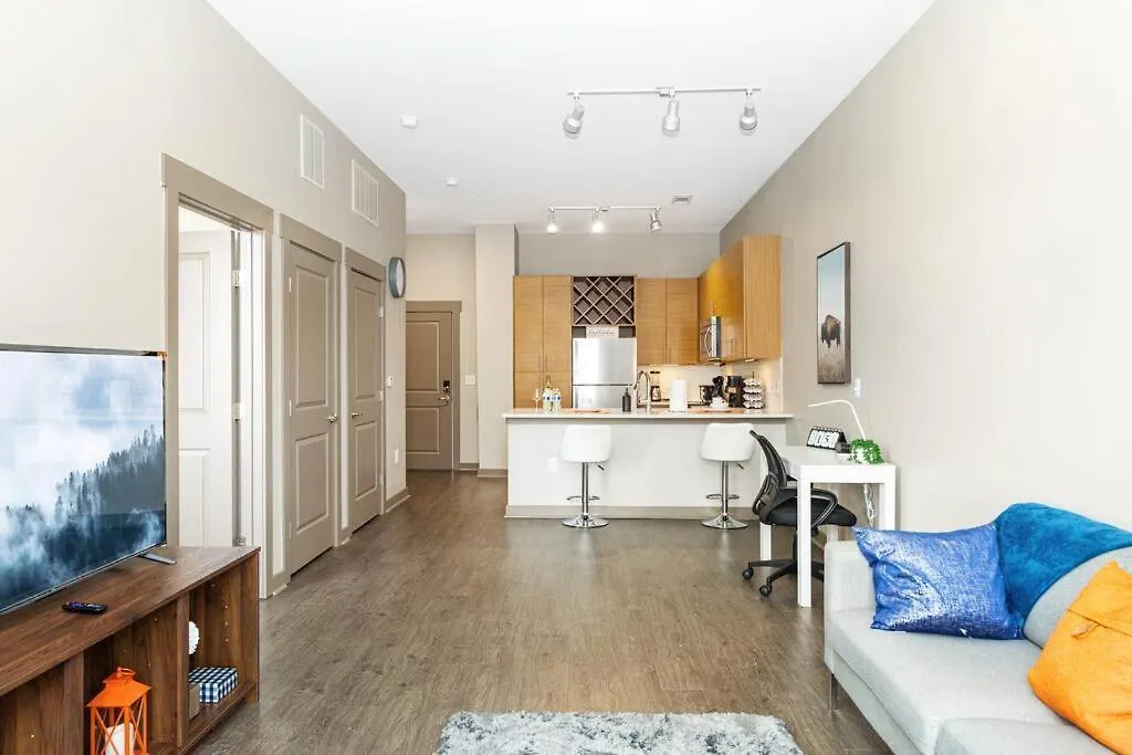 Chic Uptown Unit With Gym, Pool Apartment Charlotte United States