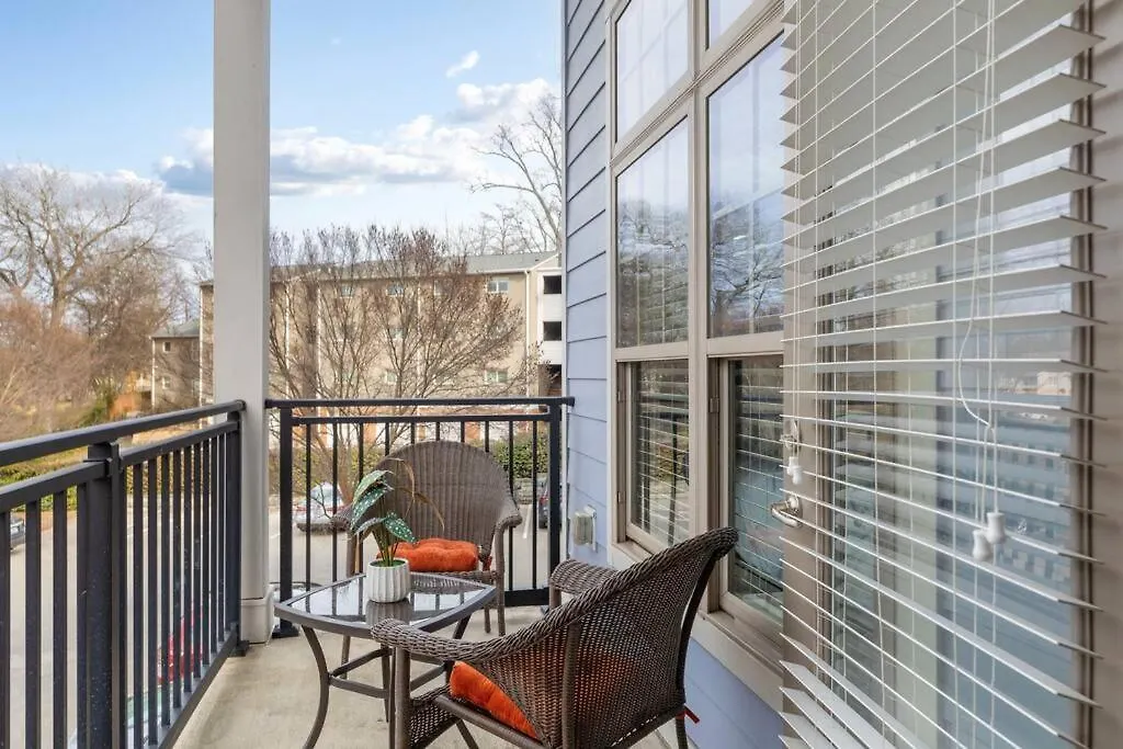 Chic Uptown Unit With Gym, Pool Apartment Charlotte